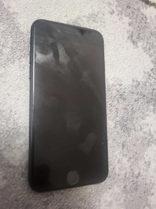 Iphone 7        32GB