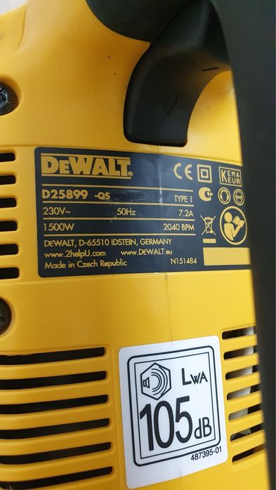 Отбойный молоток DEWALT