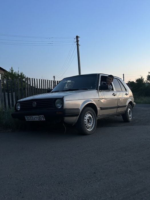 продается гольф 2
