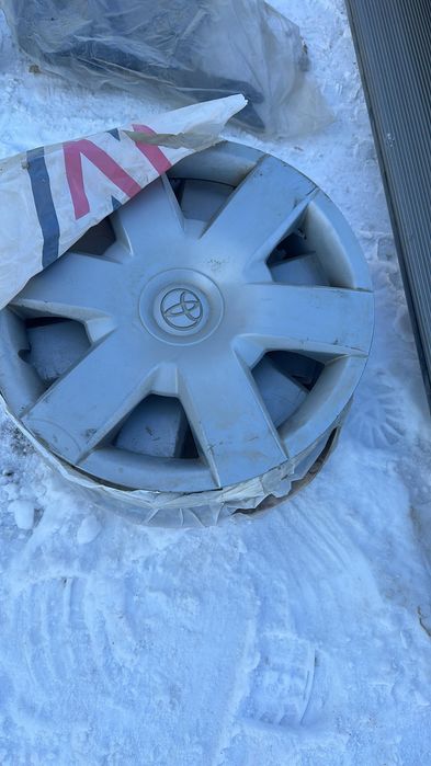 Колпак сатылады тайота хай люкс