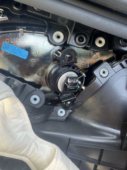 Передный колонки от BYD han 16см