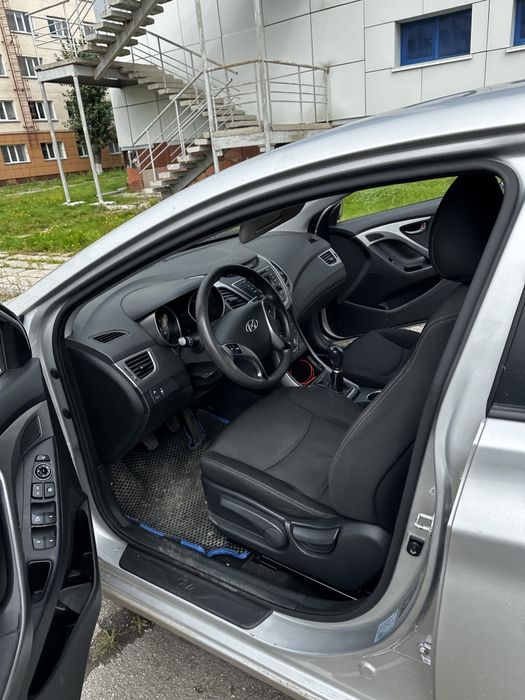 Автомобиль хендай