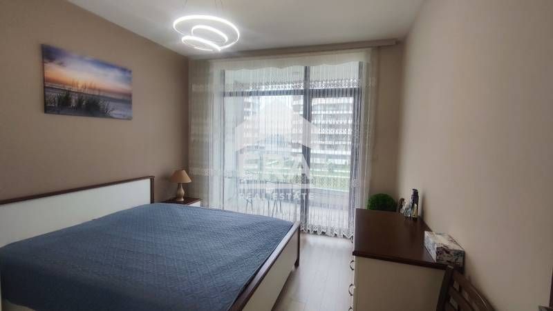 ЕКСКЛУЗИВНО! Двустаен, напълно обзаведен апартамент с опция за подземн