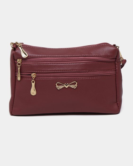 Сумка клатч сотилади