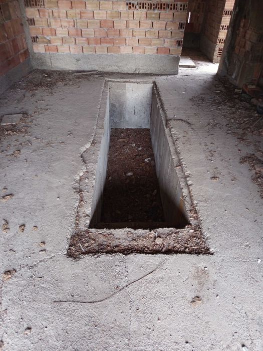 Продава се жилищна сграда с гараж в с. Габарево, община Павел Баня