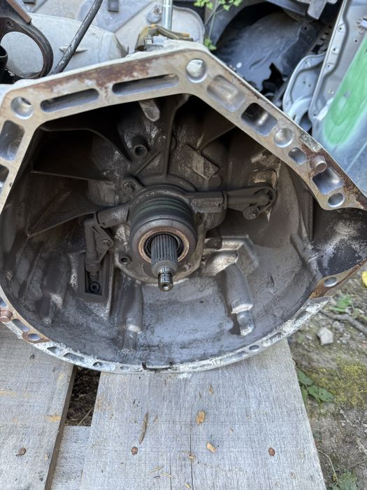 Ръчна скоростна кутия - Mercedes C(w204)