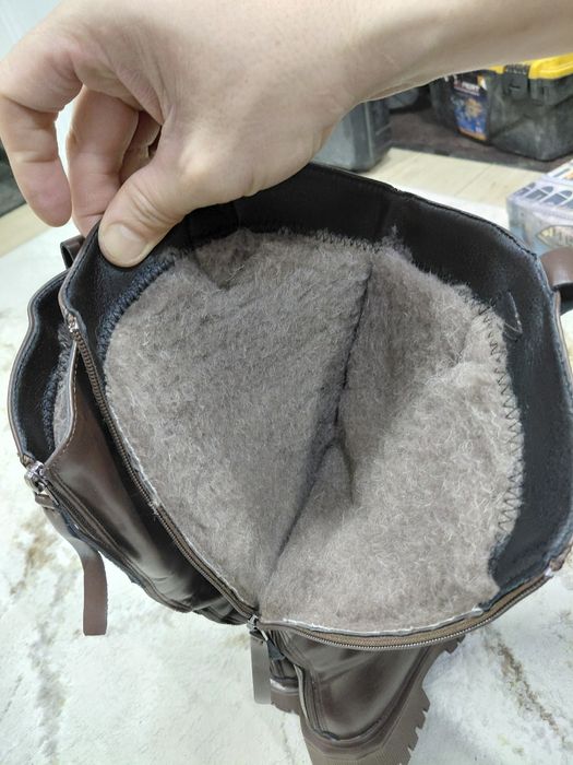 Продам сапоги новый