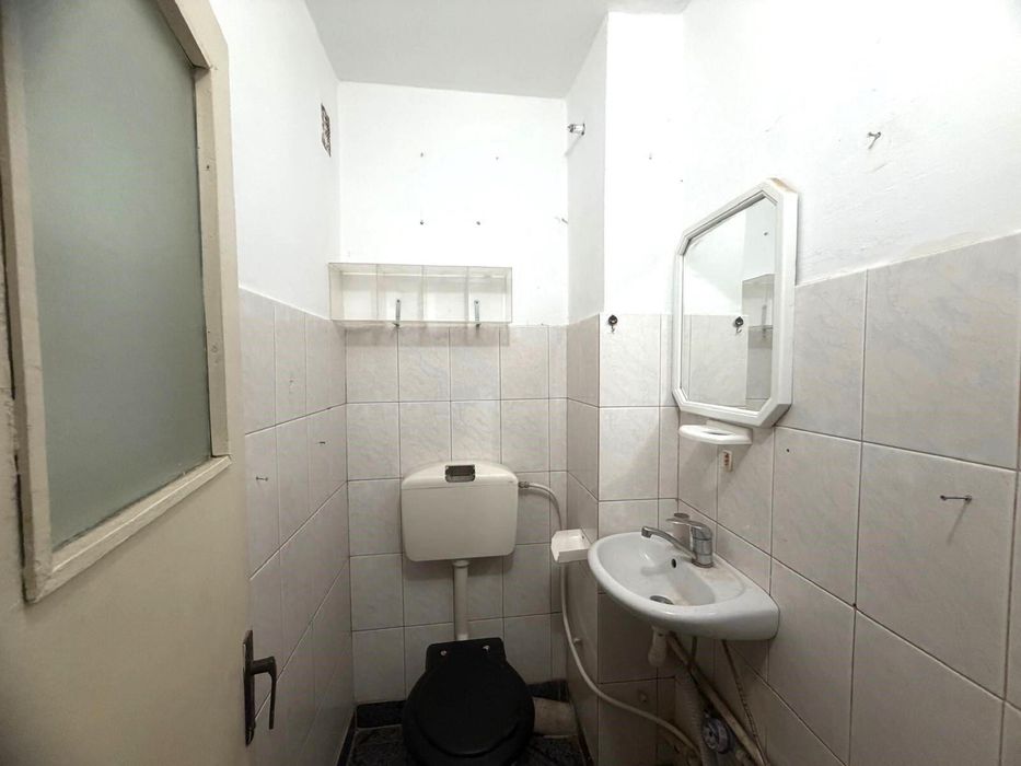Apartament cu 3 camere decomandate de vânzare Strada Orizontului
