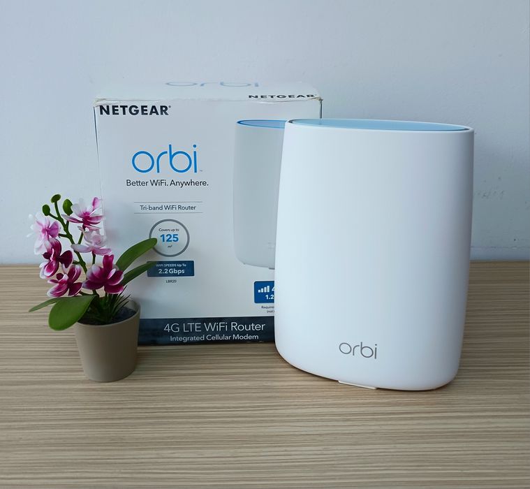Router 4G+ Netgear Orbi cu SIM Modem Hotspot WiFi decodat nou