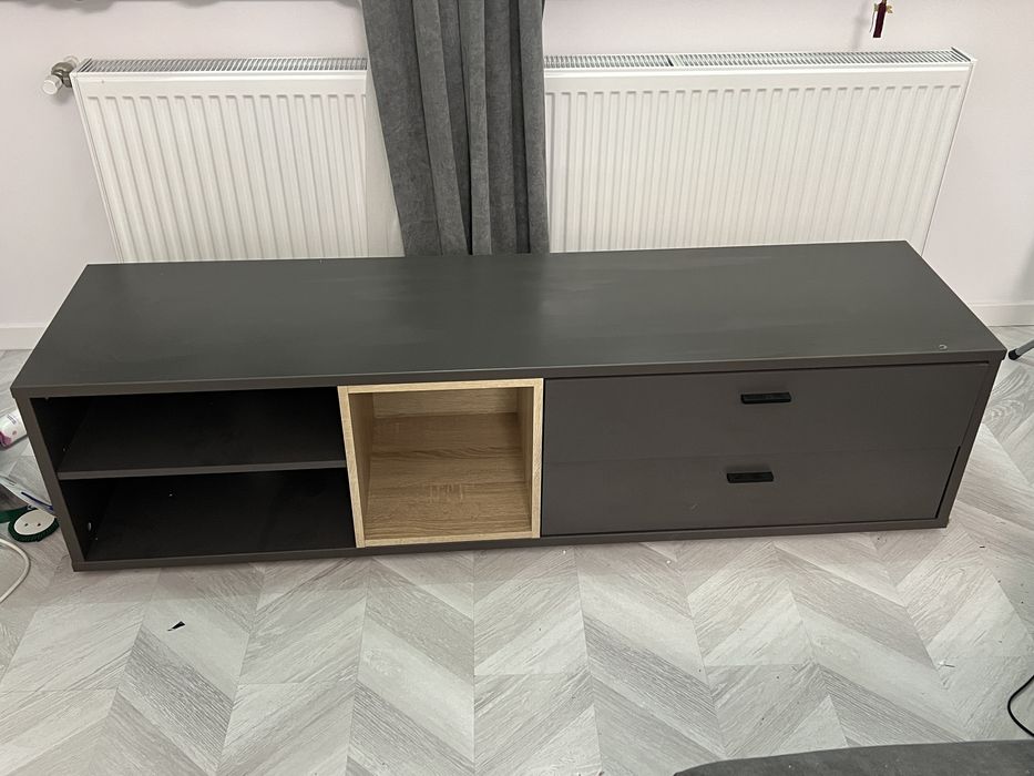 Comoda TV in stare buna