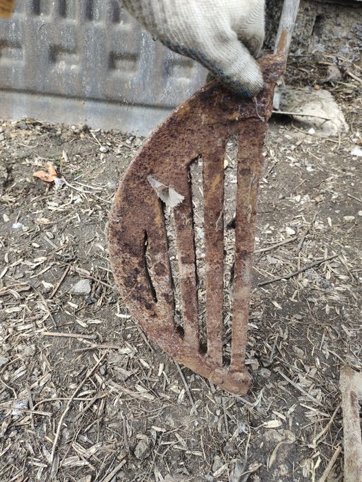 Продам чугунные колосники для печи