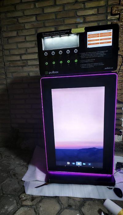 Vending aparat sotiladi. Атир сепиш ускунаси.