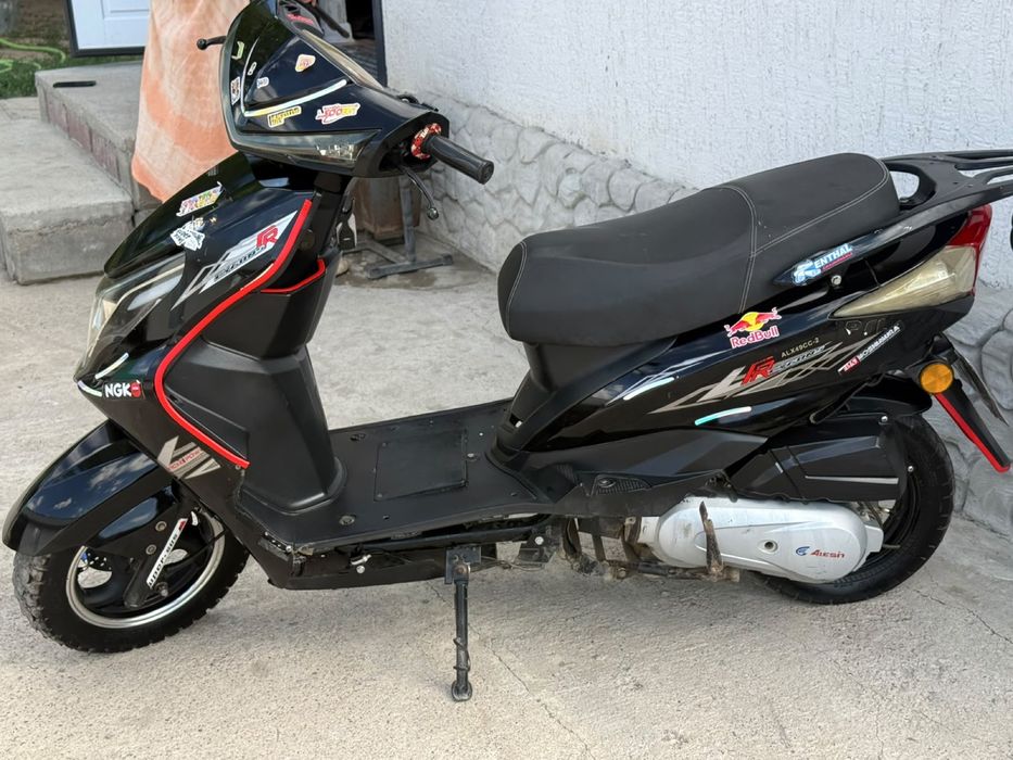 Мопед м11 срочно продам  на ходу