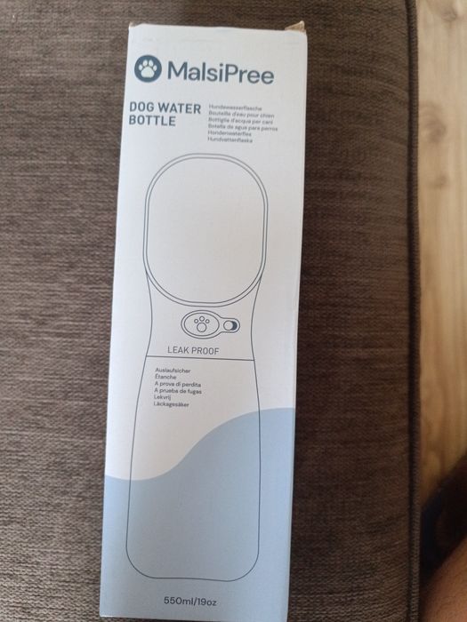 Sticlă portabilă pentru apă câini MalsiPree 550ml - Nouă, anti-scurgere