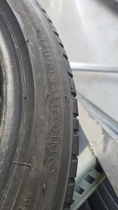 225 45 17  Firestone