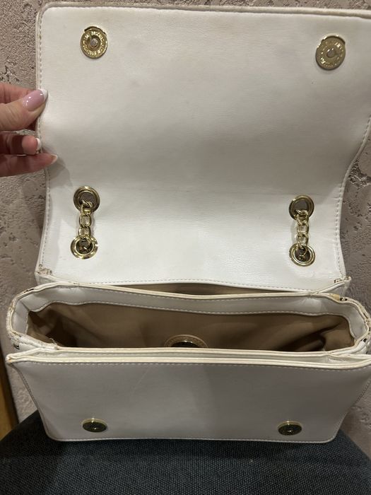 Дамска манта Moschino