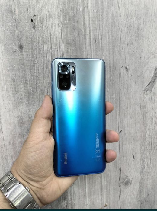 Продам Xiaomi Note 10s 8\128
