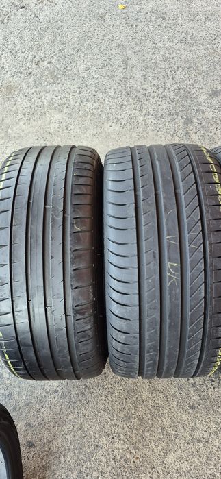 4 anvelope vara,fata Michelin 225/40/18,spate Fulda 255/35/18.Pretul este pe bucata.