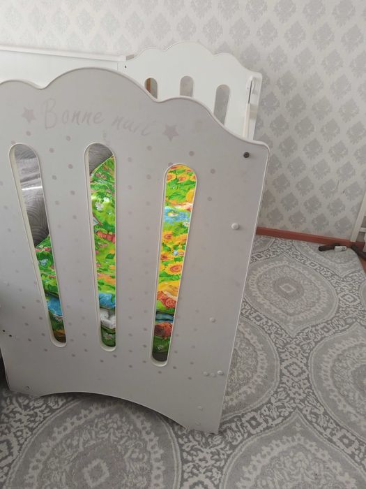 Детская кровать- манеж