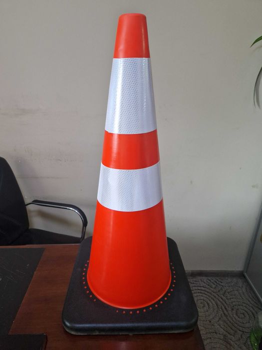 Конус дорожный 700мм гибкий