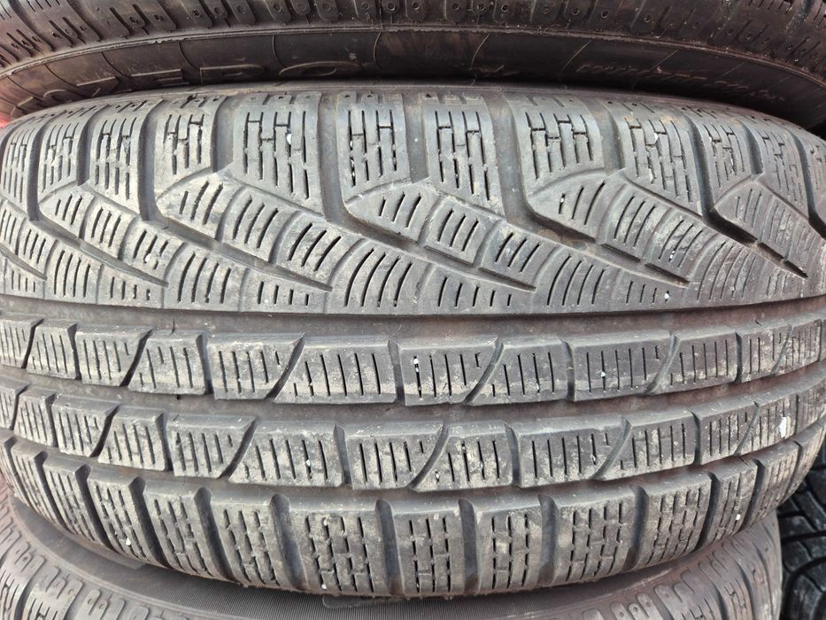 4 Anvelope M+S IARNA - 225/50/17 - PIRELLI - PROFIL CA NOU - DOT 2018 RFT RUN-FLAT * OEM BMW