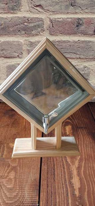 Диспенсър за алкохол