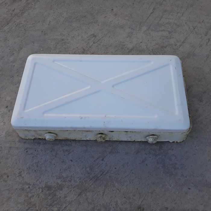 Gaz plita sotiladi yaxshi xolatda