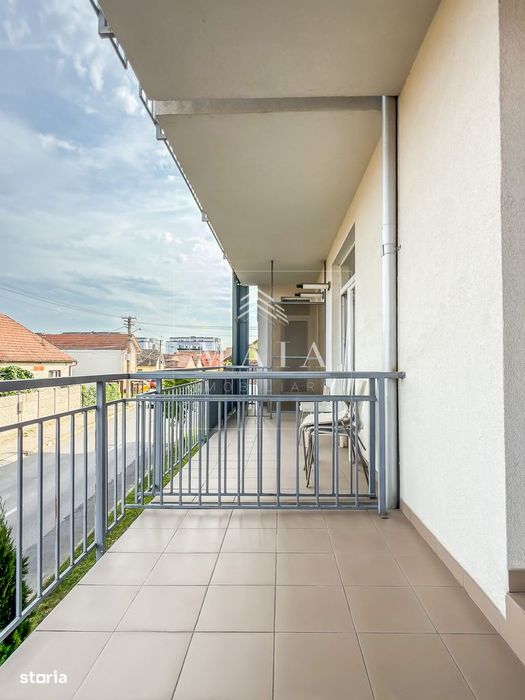 Apartament 2 camere| 2 balcoane| Etaj 1| La 10 minute de centru