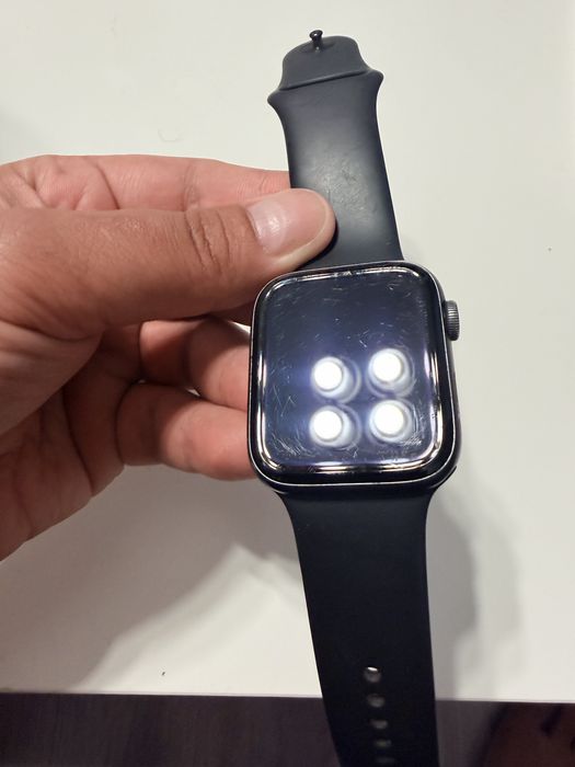 Apple watch generatia 4 42mm la cutie cu accesorii