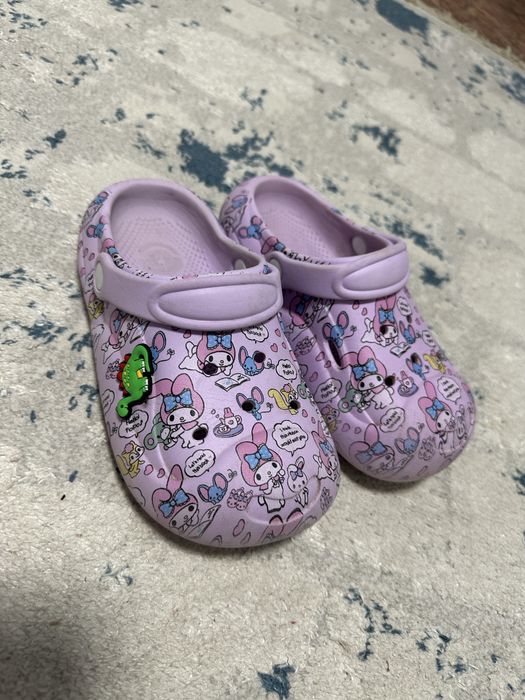 Продам обувь и платье