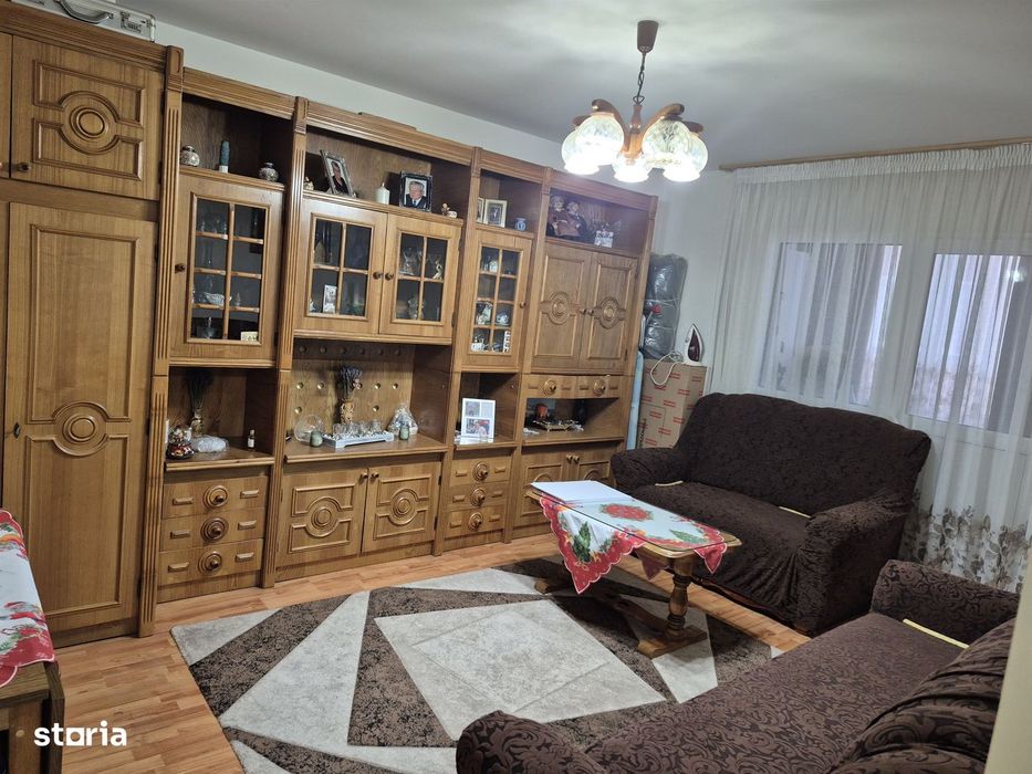 Apartament 3 camere decomandat Rasnov ,  Florilor