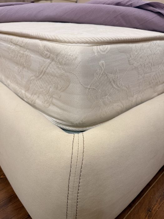 Отличный б/у матрас