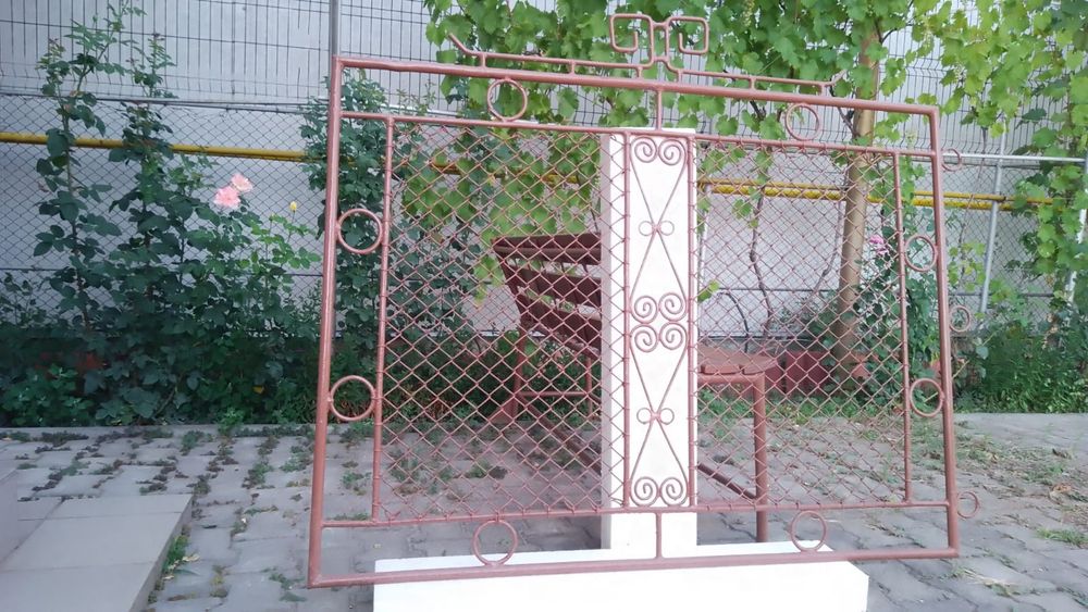 Vând Poarta fier+Panouri gard