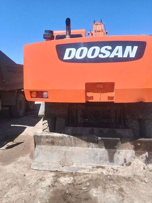 Doosan Solar 210