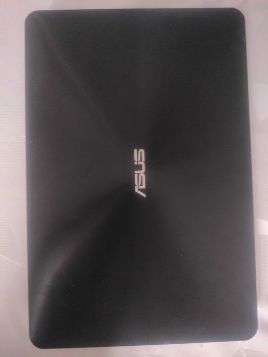 Ноутбук Asus x555ln