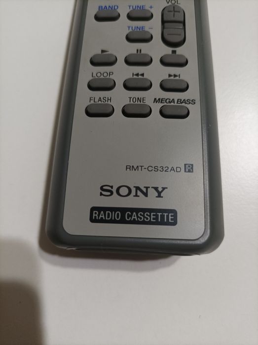 Продавам дистанционно управление за Sony и  Yamaha