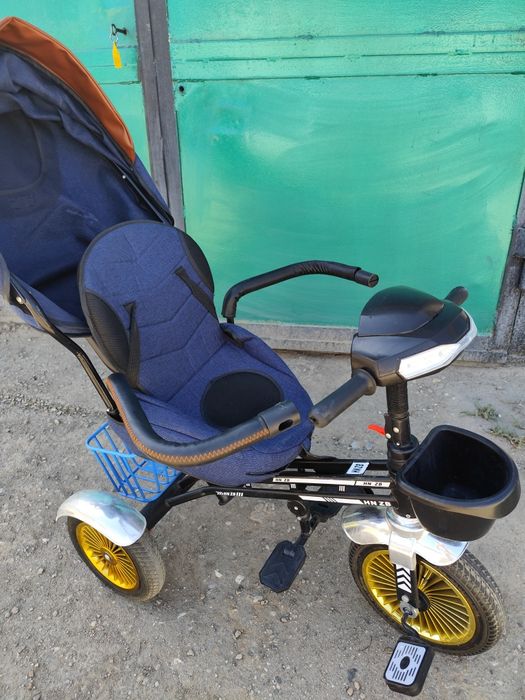Трёхколёсный велосипед