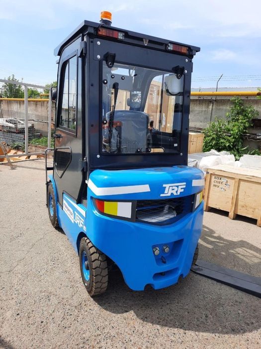 Вилочный погрузчик 1.5 тонн