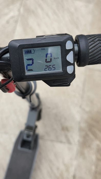 Vand trotineta electrica copii defecta