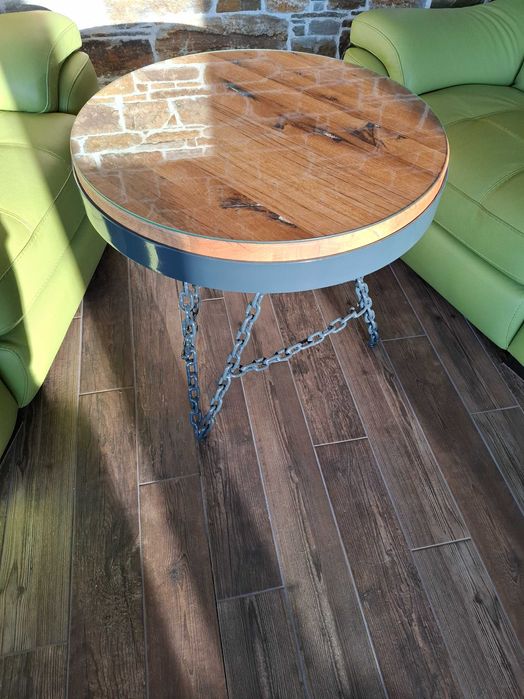 Маса за кафе от дъб