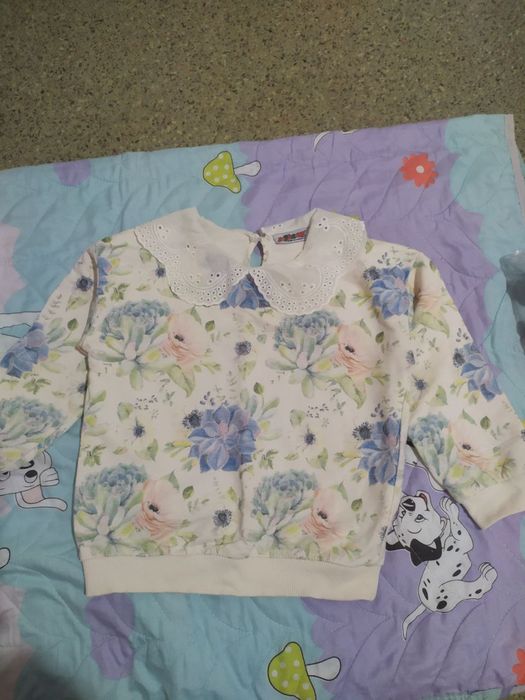 Продаются вещи на девочку