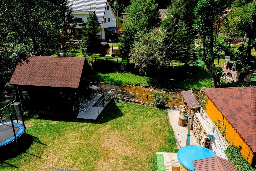 Cabană de închiriat
