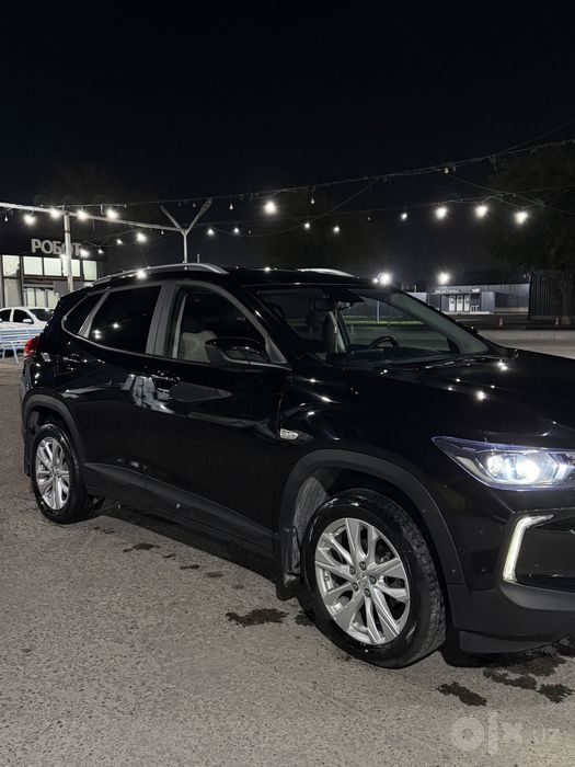 Tracker 2 LTZ Plus 2025 qora srochno