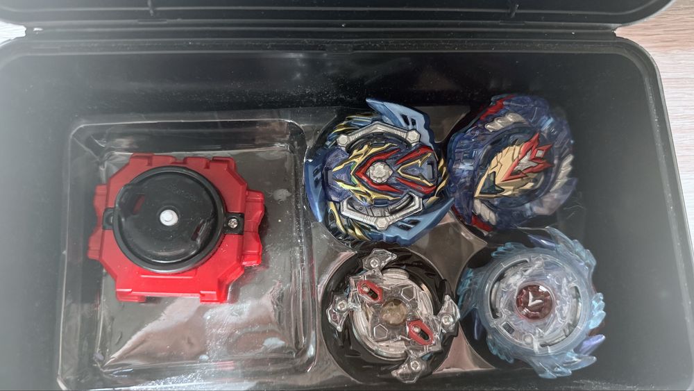 Продаю Beyblade