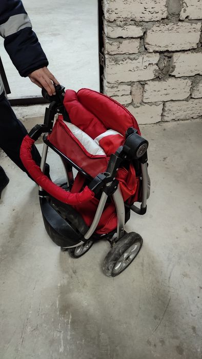 Продается детская коляска