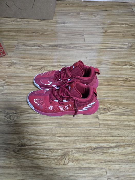 Adidasi de baschet ADIDAS