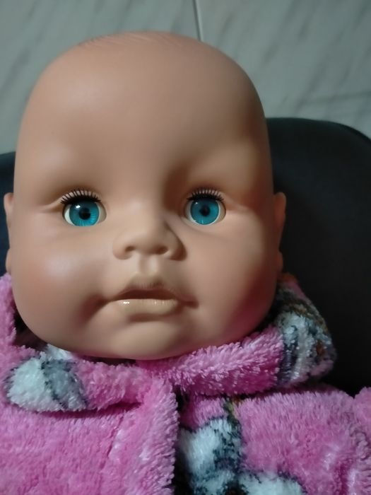 Очень большая кукла