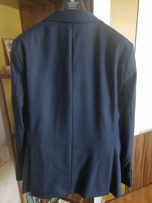 Продам мужской костюм