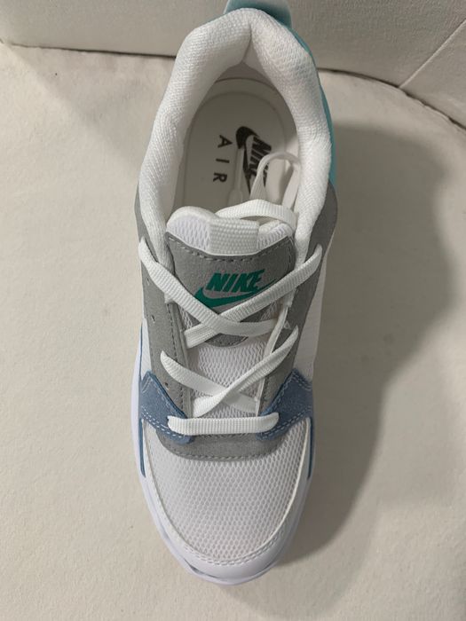 Adidasi Nike mărime 37