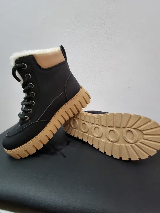 Женская зимняя обувь